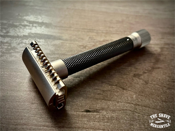 PARKER VARIANT (OC) ADJUSTABLE SAFETY RAZOR - OPEN COMB - GRAPHITE